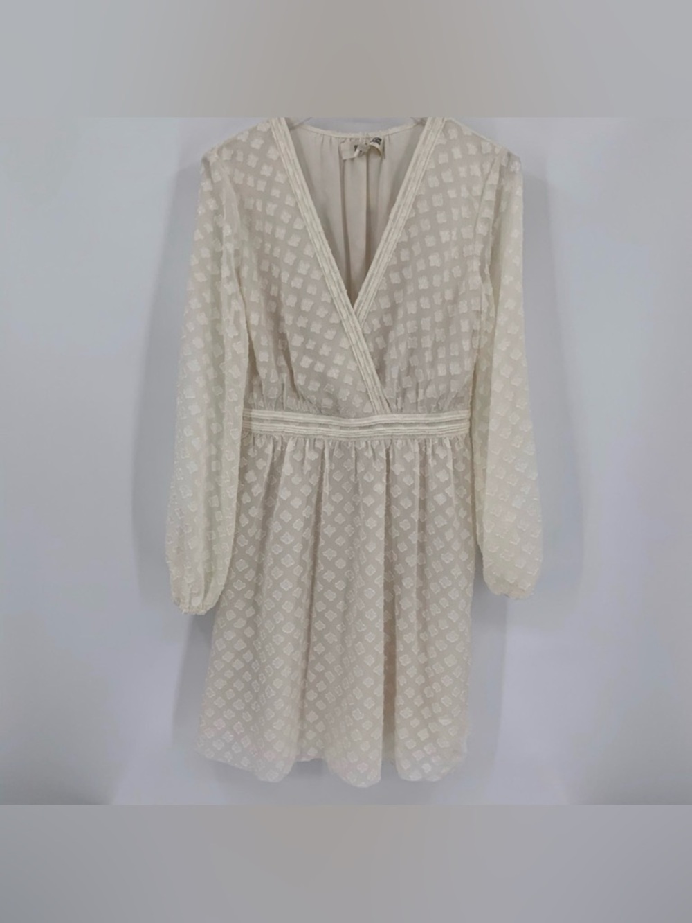 DVF Diane von Furstenberg Celia Ivory faux wrap surplice dress burn-out new 00
